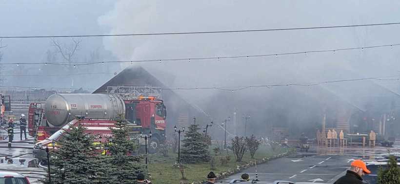  Incendiu la o pensiune din Gura Humorului. O persoană a fost găsită carbonizată &ndash; FOTO