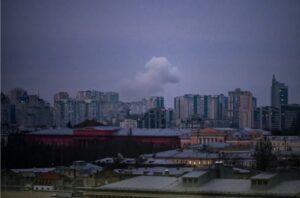 Atac rus „masiv” la Zaporojie: cel puţin 18 răniţi şi zeci de clădiri avariate, pe fondul intensificării eforturilor diplomatice