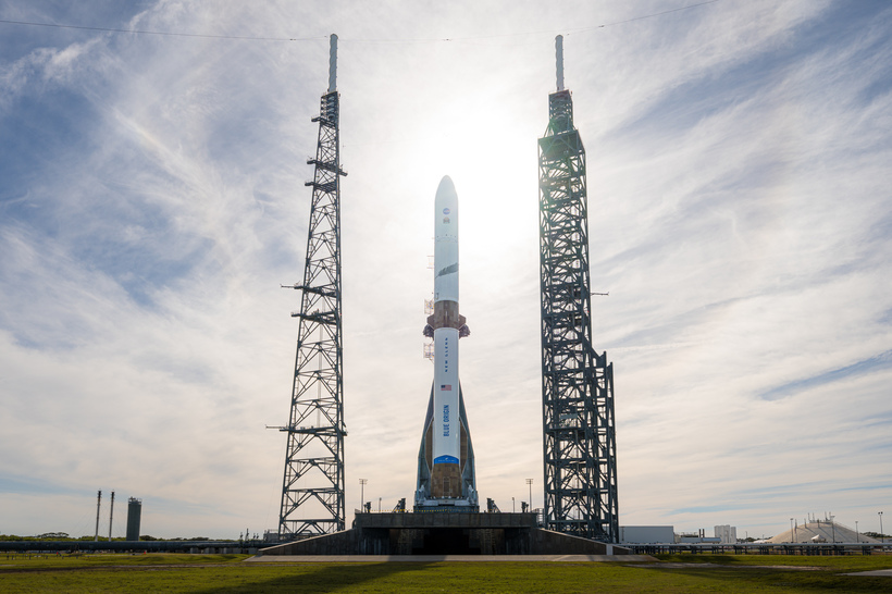  Racheta New Glenn a lui Jeff Bezos a decolat spre Marte transportând două sonde – VIDEO