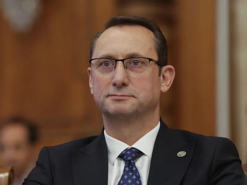  Al doilea membru CSM din partea societății civile: 33.000 lei salariu, 15.000 lei diurnă. Ex-consilier PSD