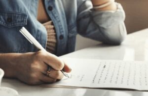 Două plângeri penale pe numele profesorului acuzat de act sexual neconsimțit (viol) cu o studentă: „Faptele erau mai grave”