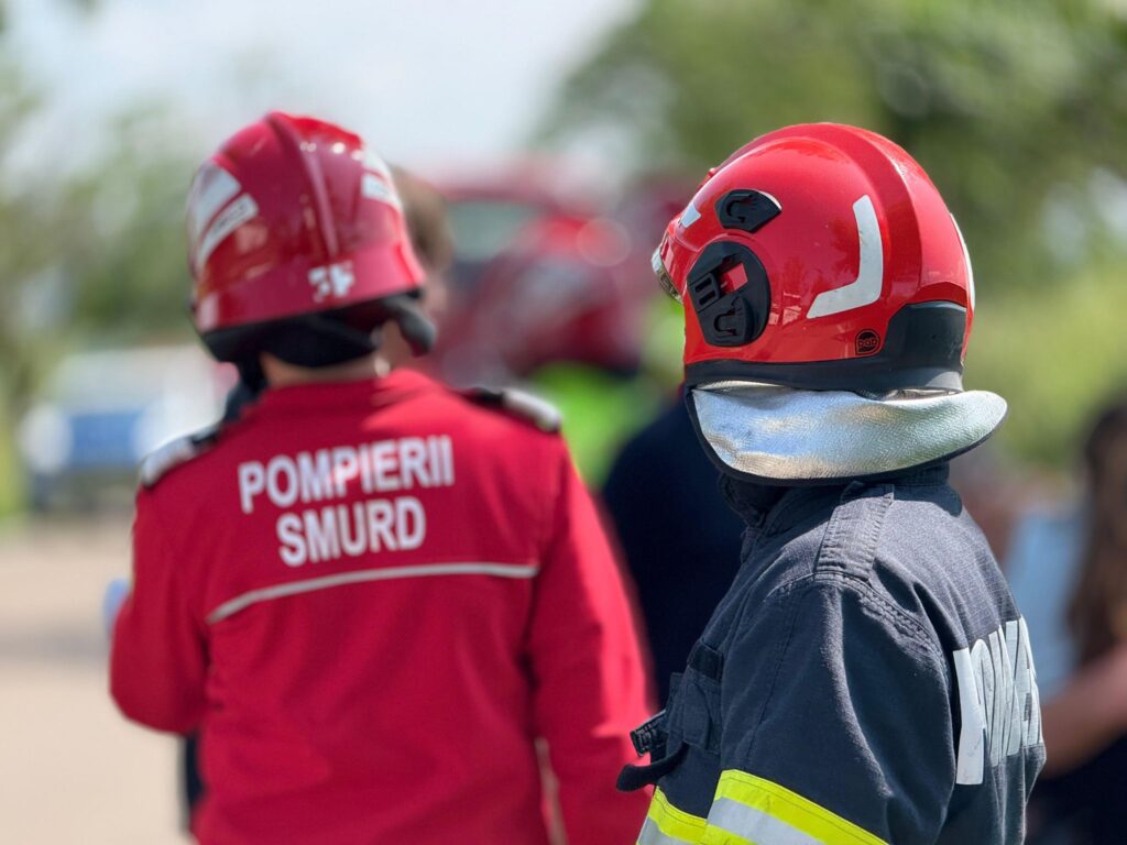  Scăpări de gaze dintr-o cisternă cu GPL pe DN 7/ Se acţionează cu jet pulverizat pe cisternă/ A fost emis mesaj RO-Alert