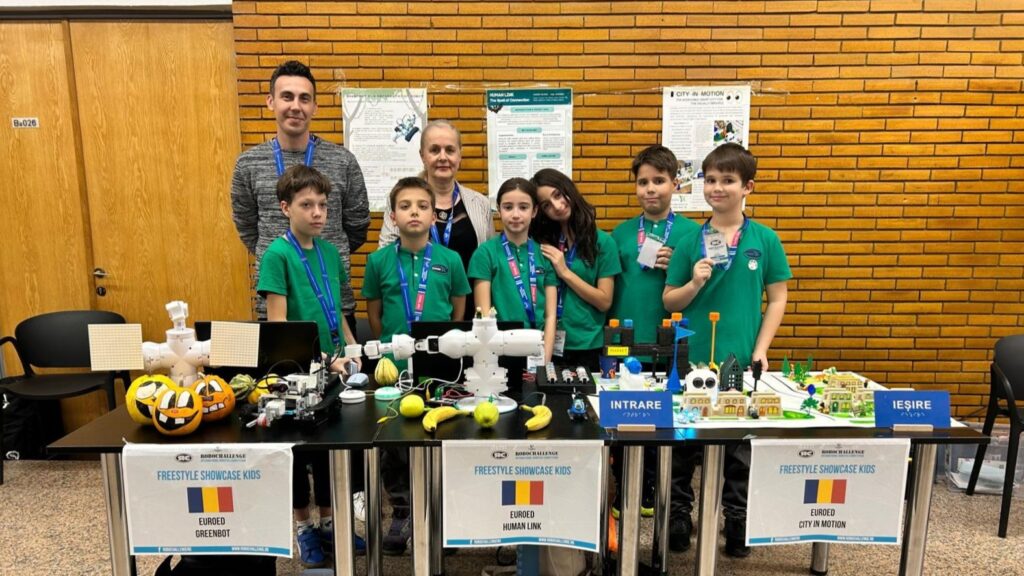  Șase copii de la EuroEd Iași, premiați la Robofest București cu proiecte inovatoare de robotică