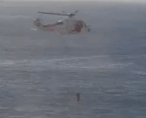 MAE anunță implicarea a doi cetățeni români în incidentul din Tenerife, provocat de un val oceanic uriaș - VIDEO