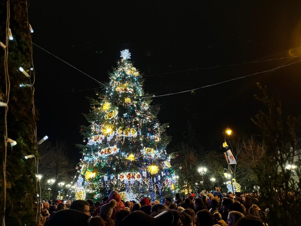  WhatsApp Image 2025-12-02 at 12.09.11