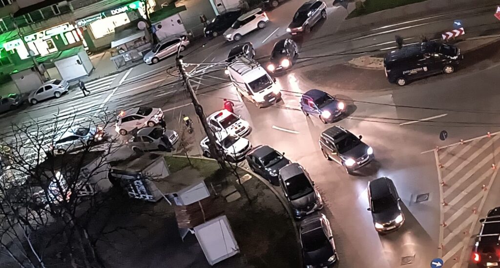  Ieșean prin beat la volan de două ori în aceeași zi. A doua oară nu avea nici permis. A fost băgat direct în arest