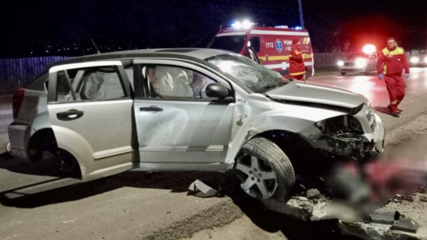 Accident grav pe drumul principal dintre Iași și Botoșani. Cinci persoane au ajuns la spital
