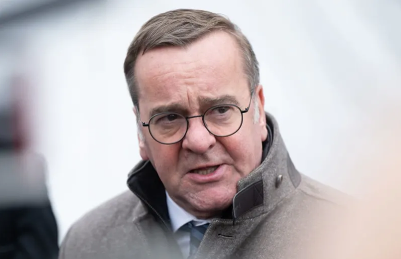  Guvernul anunţă anularea vizitei ministrului german al Apărării. Presa germană relatează că ministrul federal al Apărării are o ”infecţie gripală”