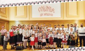 Concert de colinde tradiționale din Moldova, susținut de Ansamblul „Floralia” și „Floralia Junior” la BCU