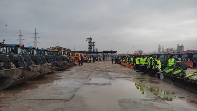 Primăria Iași se laudă că e pregătită pentru zăpezile din această iarnă – FOTO/VIDEO