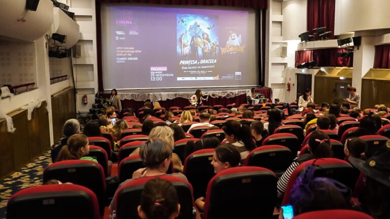 „Aici, Cinema Junior” încheie anul cu o ediție specială: proiecție de Crăciun pentru copii și părinți