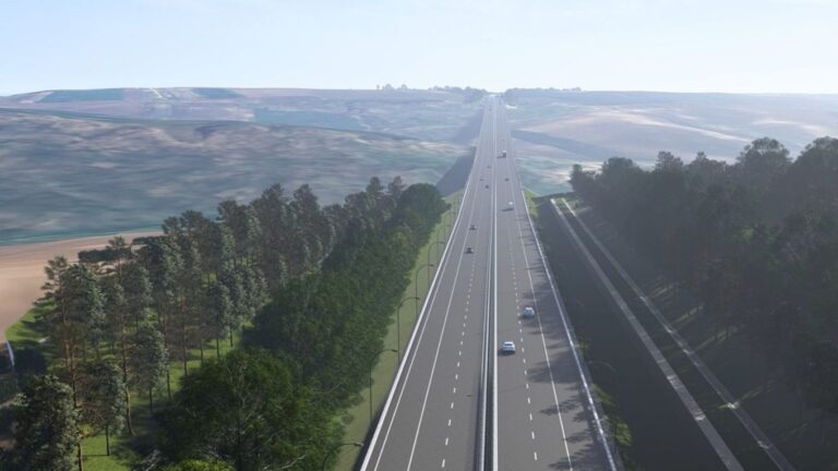 În penultima zi din an s-a reluat licitația pentru ultimii kilometri ai Autostrăzii A8, pe teritoriul Iașului. Banii vor veni prin programul militar al UE