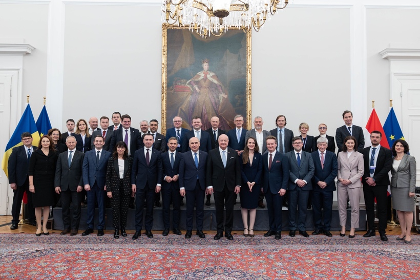  Reprezentanţi ai Guvernului României, întâlnire cu membrii „Romanian Business & Innovation Platform Austria” din Viena, în cadrul vizitei oficiale a premierului Ilie Bolojan în Austria