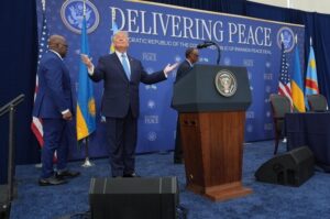 După situația din Asia, încă o pace mediată de Trump se clatină. Preşedintele Congo acuză Rwanda de încălcarea acordului semnat la Washington