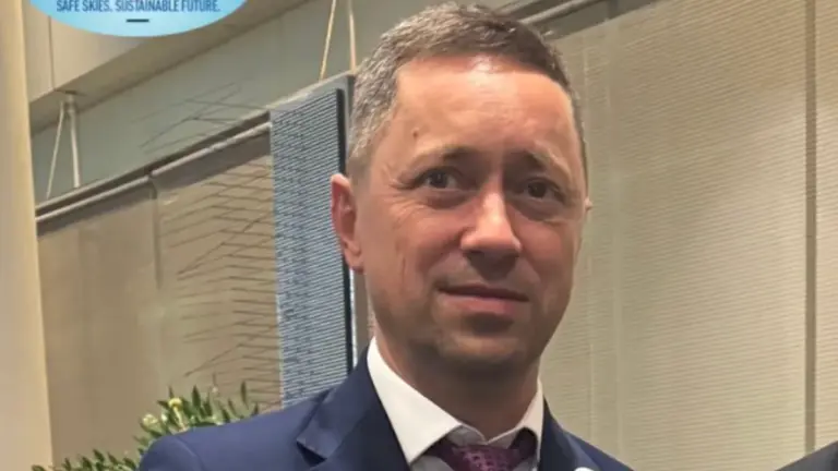 Directorul Autorității Aeronautice a distrus structura de securitate cibernetică. Obligat de lege să o refacă, a angajat personal necalificat