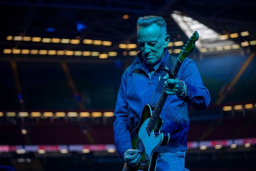 VIDEO | Bruce Springsteen i-a dedicat o melodie lui Renee Nicole Good, împuşcată mortal de ICE