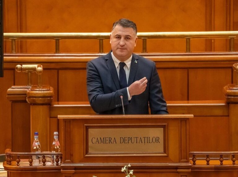 Un parlamentar ieșean se ia la trântă cu Voyo! Solicită ca meciurile naționalelor de handbal ale României să poată fi urmărite liber