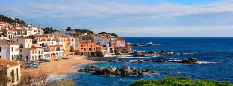 Excursii în Spania mai ieftine decât în România. Vacanțe de Paște cu plecare din Iași, scoase deja la vânzare. Care sunt prețurile?