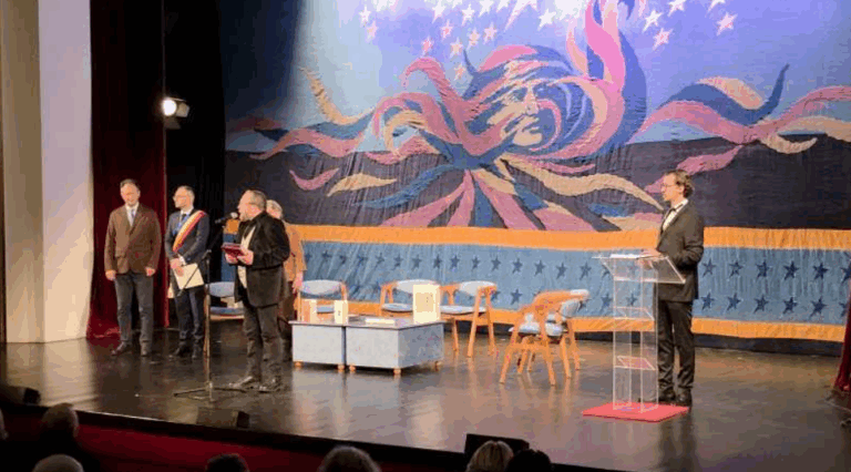 Poetul ieșean Nichita Danilov, colaborator la „Ziarul de Iași”, a câștigat Premiul Național de Poezie „Mihai Eminescu”