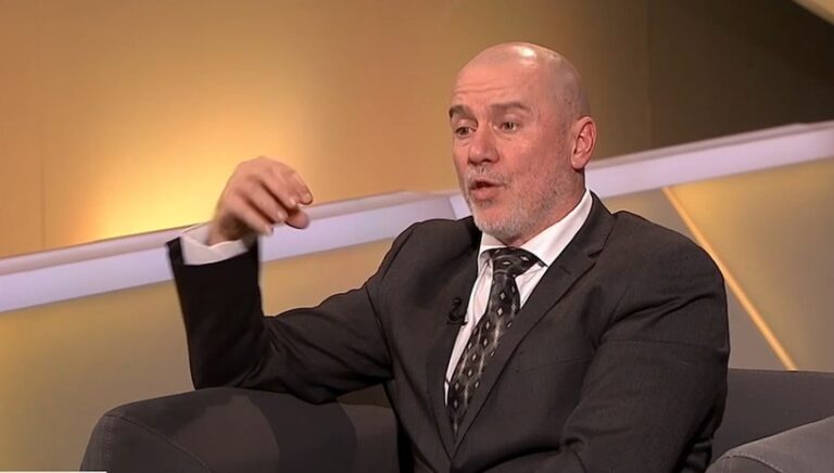 Ministrul Culturii: Plagiatul este furt. Am prins nenumărate situaţii în calitate de evaluator 