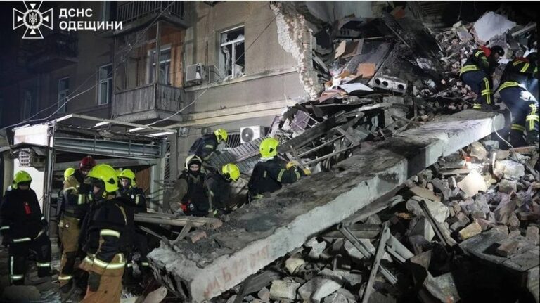 Atac masiv cu drone în Ucraina. 23 de răniți în Odesa și pagube extinse. Harkovul, fără electricitate