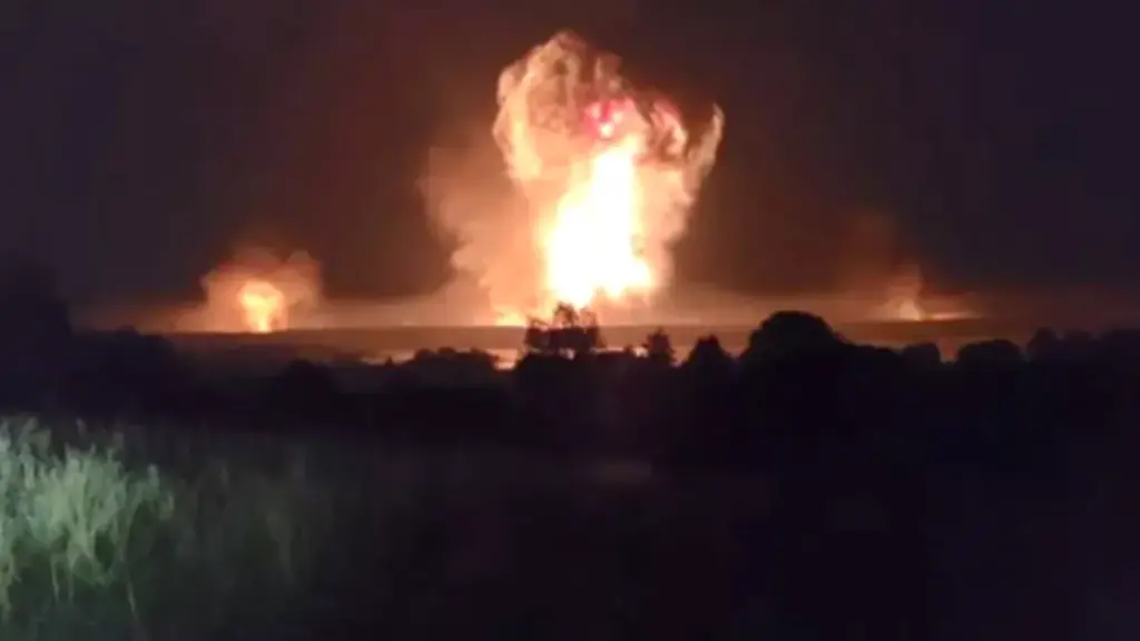  Atacuri cu drone ucrainene în mai multe regiuni ale Rusiei. Explozii și incendii raportate peste noapte