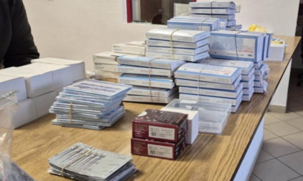  contrabanda-produse-medicale3