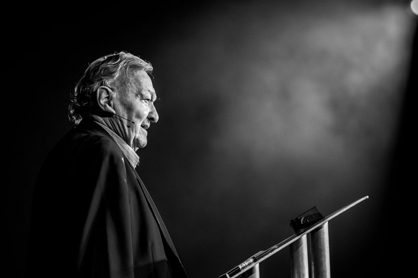 A murit Erich von Däniken, cunoscutul scriitor care a popularizat teoriile despre extratereştrii antici. Elveţianul avea 90 de ani