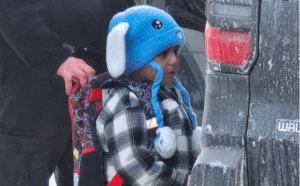 Acuzații - Un băiețel de cinci ani care se întorcea de la școală a fost ridicat de ICE în Minnesota și dus într-un centru de detenție