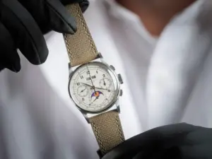Cum arată cel mai scump ceas din lume – 15.000.000 €. Este un Patek Philippe din oțel, produs în 1943