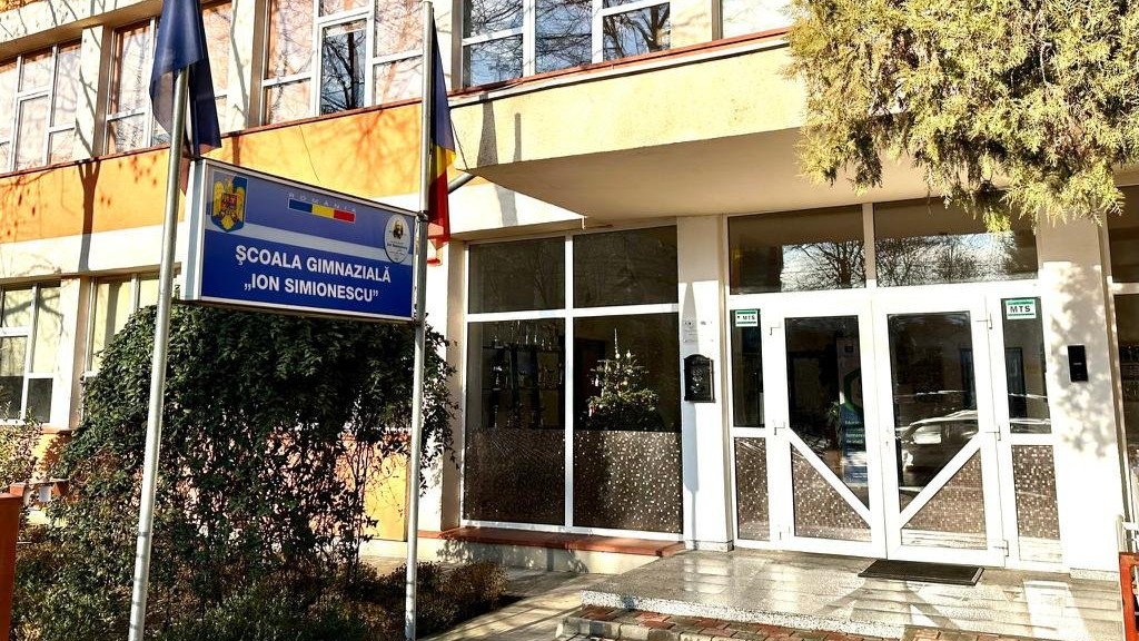  Mobilități Erasmus pentru 25 de profesori ai Școlii Gimnaziale „Ion Simionescu” din Iași. Patru ghiduri educaționale vor fi publicate în 2027
