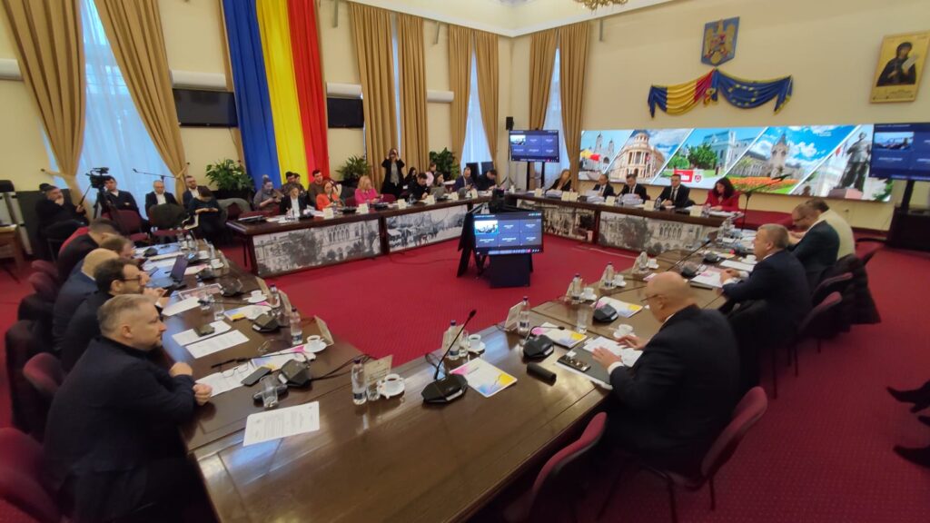  Catalogul consilierilor locali: ploaie de interpelări la ultima ședință, dar puține intervenții. Infrastructura rutieră a orașului a atras majoritatea luărilor de cuvânt