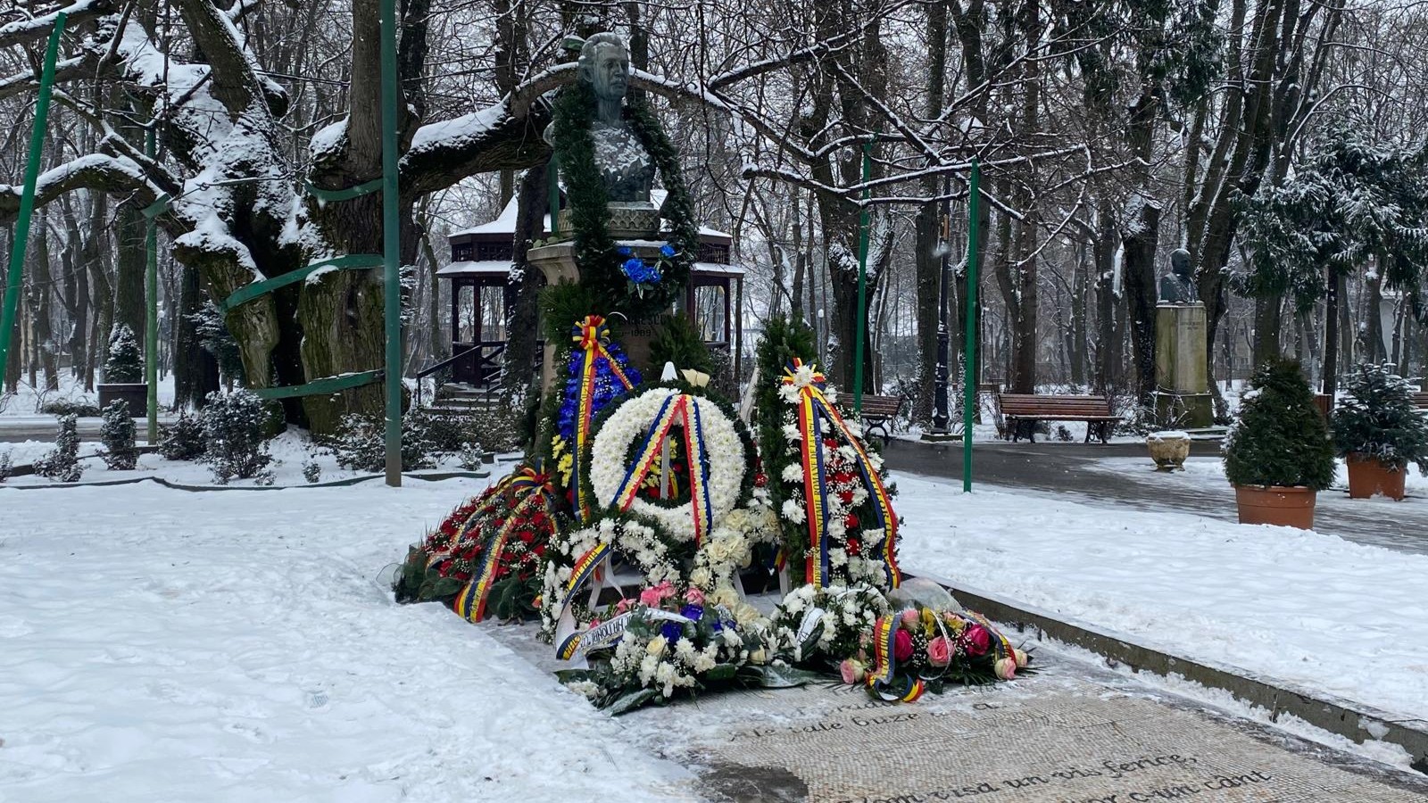 Cum a fost omagiat Eminescu la Iași, la 176 de ani de la nașterea sa - „Cultura este singura care cucerește fără să umilească”