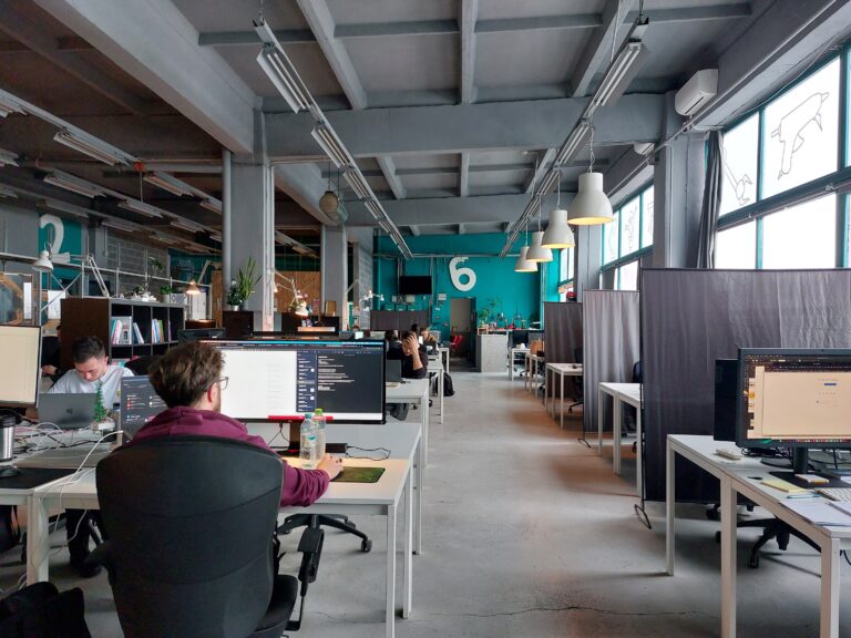 Tot mai multe firme și-au pus activitatea pe pauză. Paradoxal, insolvențele au scăzut. Iașul afacerilor: bilanț pe ultimul an