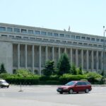 Deficitul urnelor: când votul promite și economia plătește. De la rușinea datoriei interbelice la normalizarea deficitului electoral