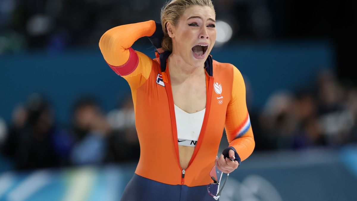  Un costum purtat de Jutta Leerdam la Jocurile Olimpice de iarnă, vândut la licitaţie cu aproape 200.000 de euro