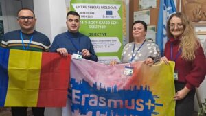 Doi profesori nevăzători din Iași, la specializare în Franța. Incluziune prin artă: cadre didactice de la Liceul Special Tg. Frumos învață cum să folosească teatrul pentru integrarea elevilor vulnerabili