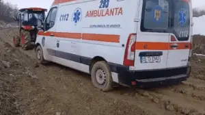 CJ Iași alocă peste 2,6 milioane lei pentru reparații urgente, cu intervenție prioritară pe drumul Mădârjac-Bojila, unde ambulanța s-a împotmolit în noroi și a murit un bebeluș