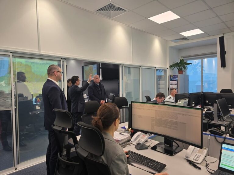 Ilie Bolojan, vizită de urgență la MAI. Situația de ultimă oră după ninsorile care au lovit România