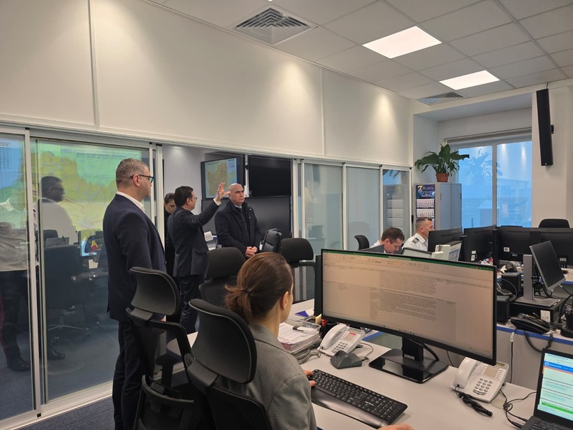  Ilie Bolojan, vizită de urgență la MAI. Situația de ultimă oră după ninsorile care au lovit România