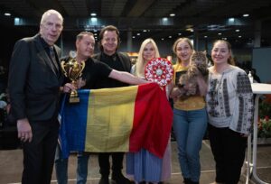 FOTO | Duracell, o pisică salvată de pe străzile din Iași, a devenit Campioană Europeană la Graz