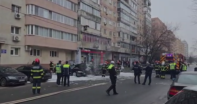  Incendiu puternic în Sectorul 6 al Capitalei. Mai multe mașini în flăcări, o persoană a decedat – UPDATE