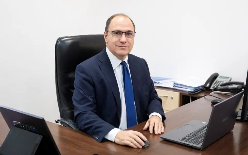  Rectorul Universității din Suceava, cu studii la Iași, vehiculat pentru funcția de ministru al Educației