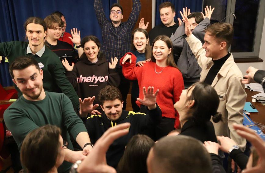  Competiție spectaculoasă – Iașul și-a desemnat câștigătorii Games of Science 2026. Cine sunt tinerii cercetători care vor reprezenta orașul la finala națională