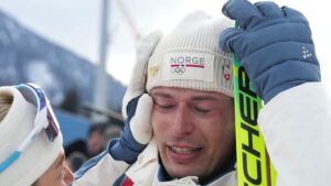 JO de iarnă: După ce a câştigat o medalie, norvegianul Laegreid a mărturisit că şi-a înşelat iubita. „Este femeia vieţii mele”