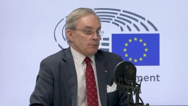 De ce a plecat stră-stră-strănepotul lui Mihail Sturdza din AUR: Am creat un partid de dreapta. Şi a fost transformat într-un partid nostalgic comunist. A fost o linie roşie pentru mine