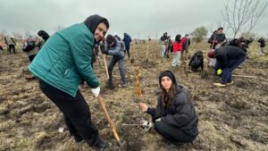 6.000 de puieți vor fi plantați la Prisăcani într-o acțiune de voluntariat pentru împădurirea județului Iași