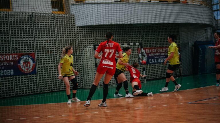 Noi pomeni oferite de Primăria Iași. Clubul care ne-a mâncat peste 13 milioane de euro în trei ani stă doar pe banii ieșenilor şi ascunde modul în care i-a cheltuit