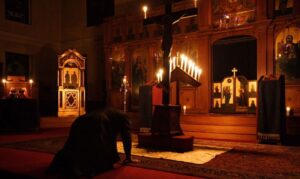 „O perioadă în care rugăciunea trebuie să fie mai stăruitoare”. Săptămână de rugăciune la Catedrala Mitropolitană: slujbele din a treia săptămână a Postului Mare