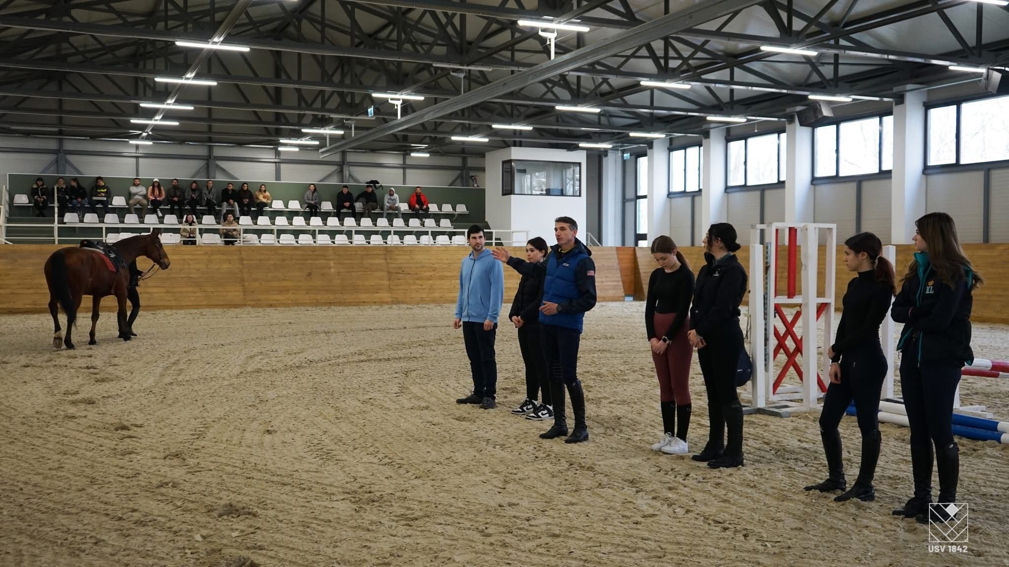  Cursuri pentru antrenori și monitori ecveștri, organizate la USV Iași